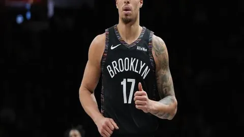 “库巴合作效应减弱——“库有引力”不再，NBA传奇遭挑战？”